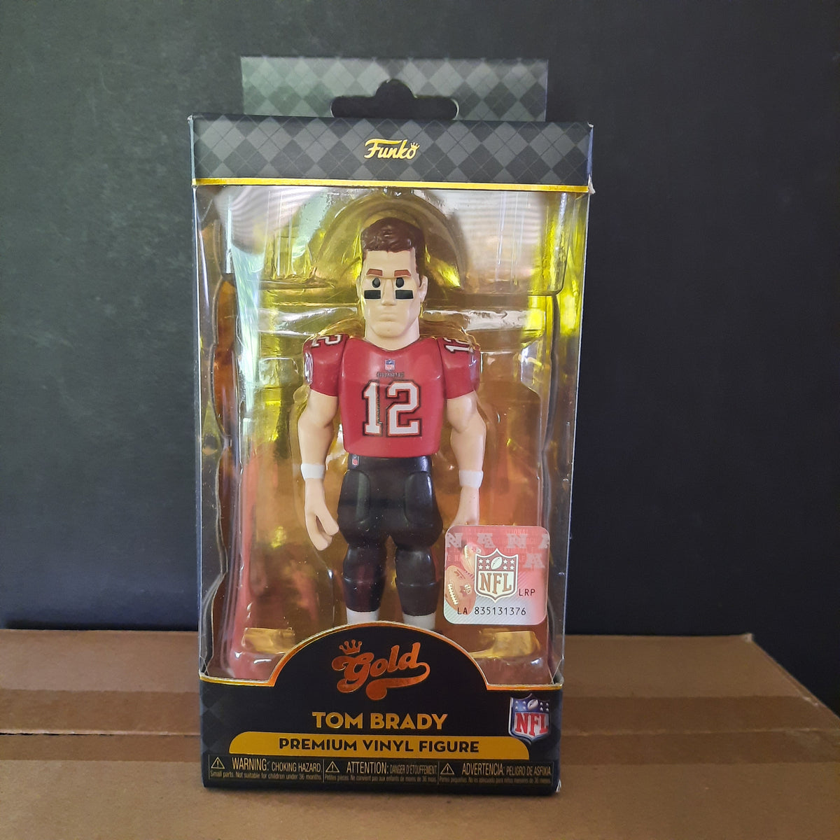 Tom Brady Buccaneers Gold 5 NFL Funko