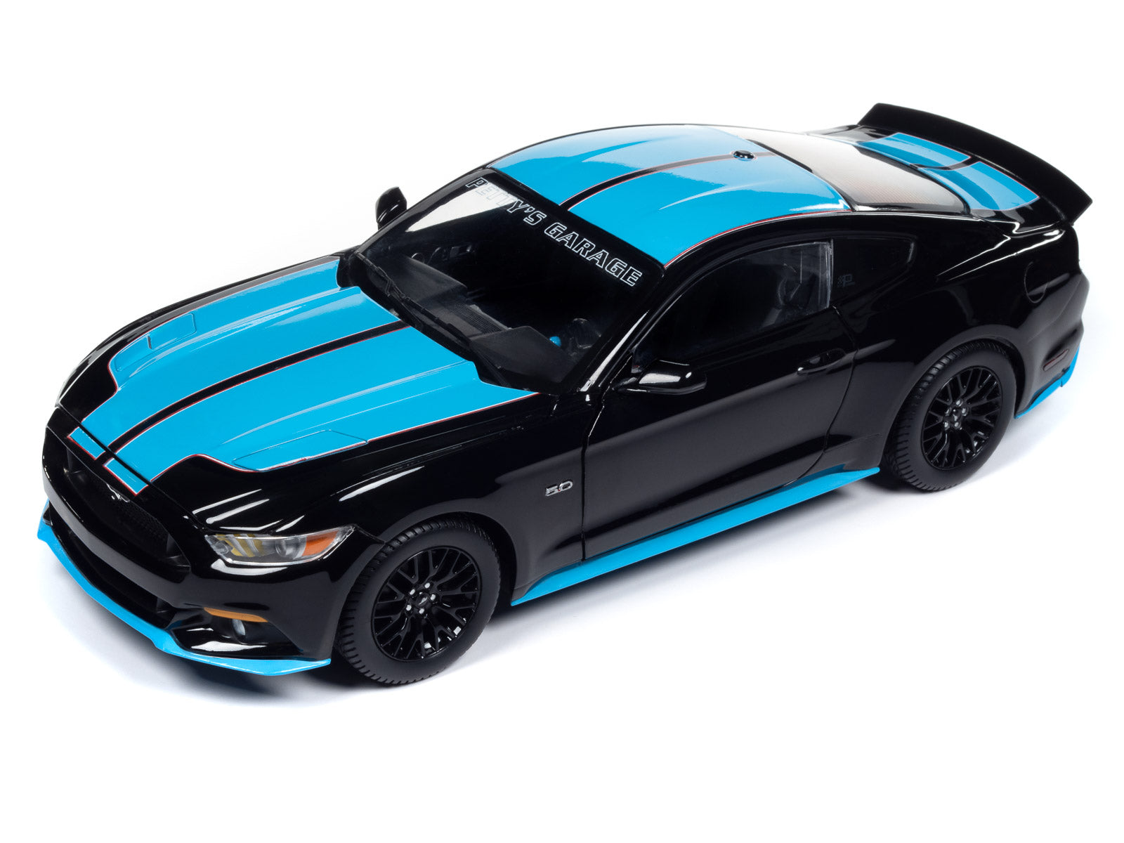 Auto World 2016 Ford Mustang Petty’s Garage 1:18 Scale Diecast