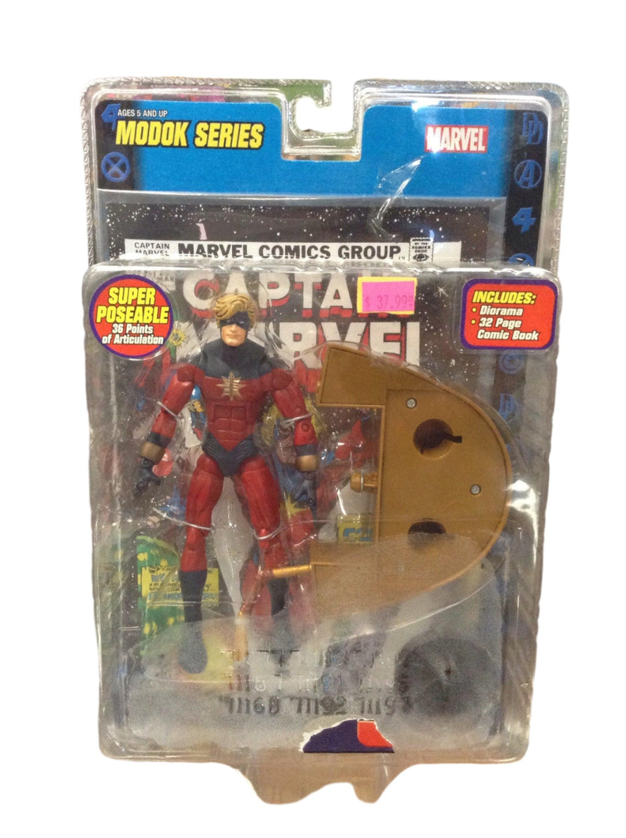 Toy Biz Marvel Legends Captain Marvel