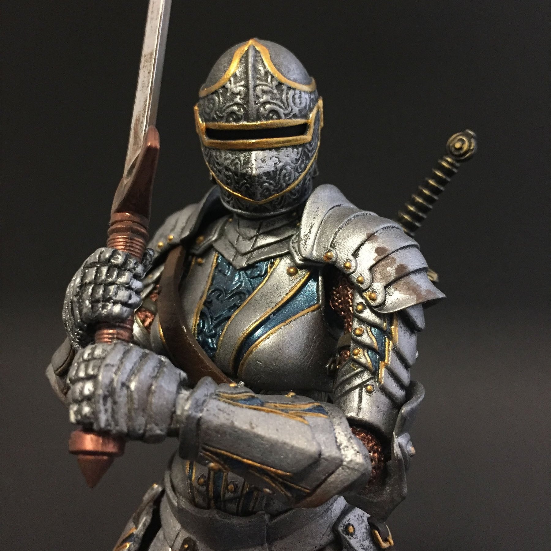 Mythic Legions: Advent of Decay – Deluxe Knight Builder Set 2