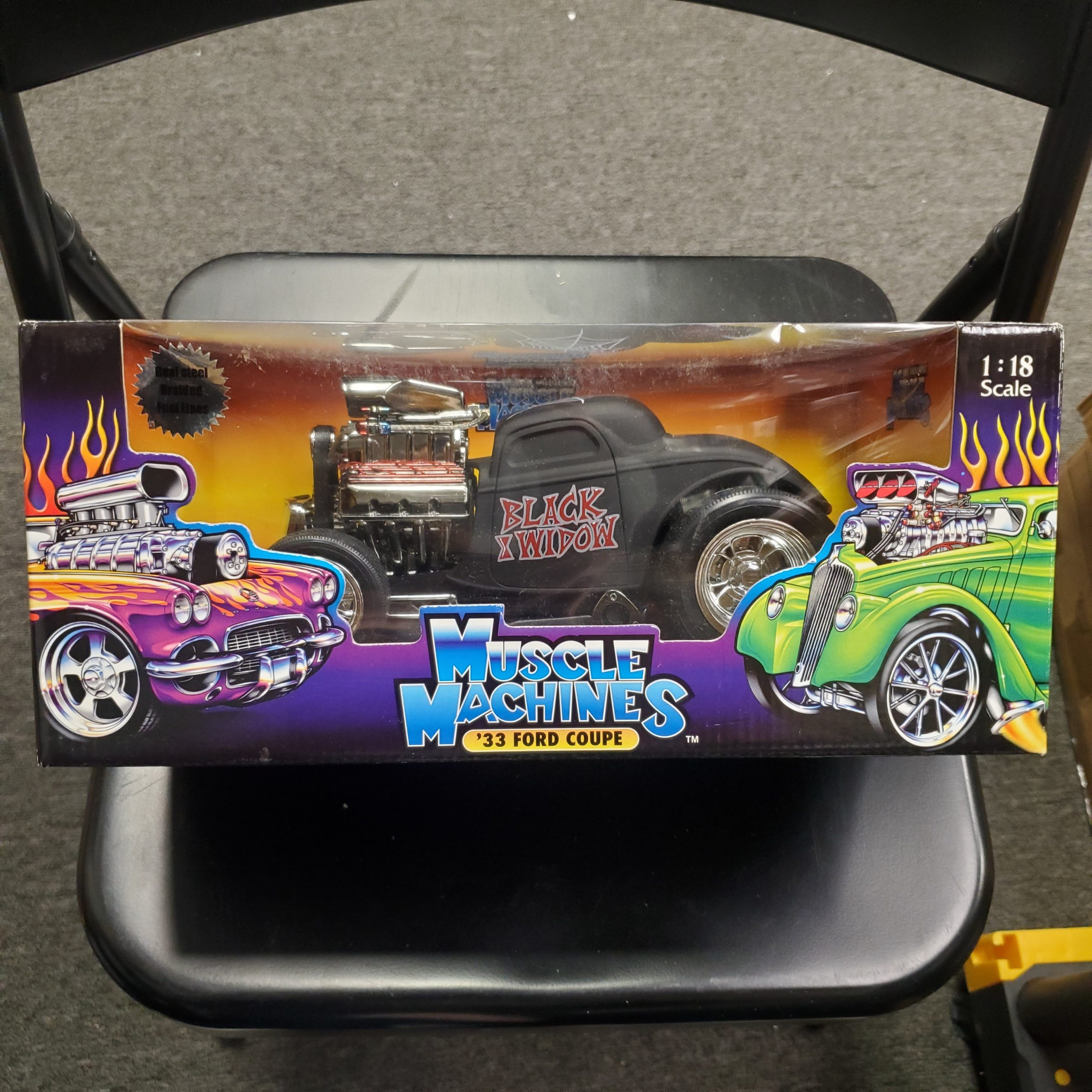 Muscle Machines ’33 Ford Coupe 1/18 – Black Widow 022