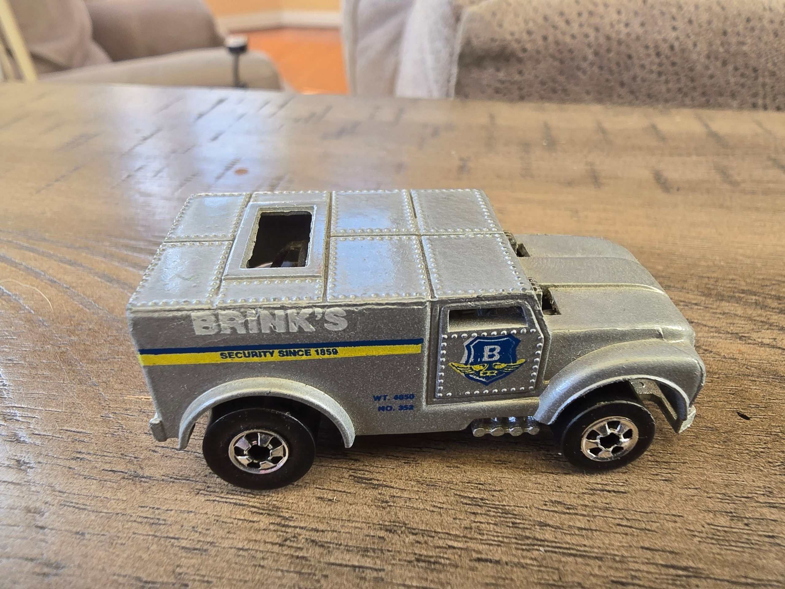 1970’s Hot Wheels Flying Colors Funny Money Brinks Armored Truck w/ BW Tires